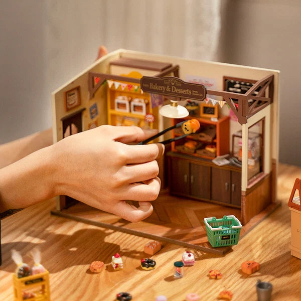 Rolife Becka's Baking House : Maison Miniature DIY