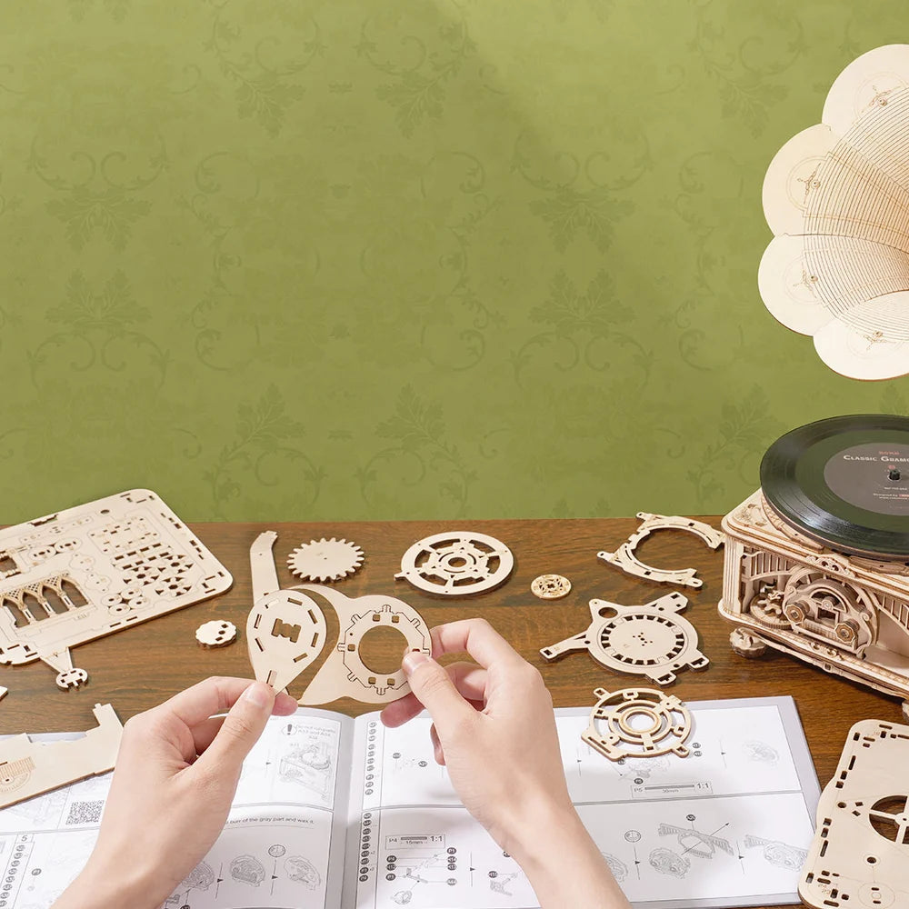 ROKR Gramophone Classique - Puzzle 3D en Bois (Version Électrique)