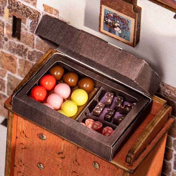 Rolife Henry's Chocolate : maison miniature à monter soi-même