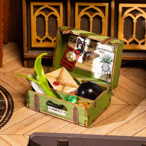 Rolife La Magie du Cabinet de Curiosités, Maison Miniature à Construire Soi-Même